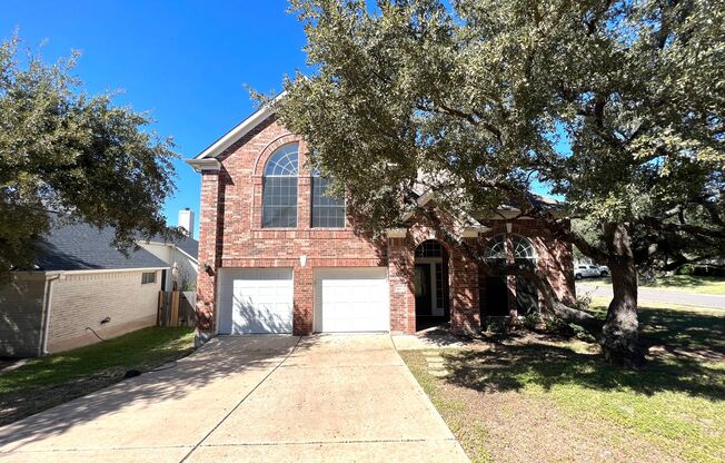 This two-story 3 bedroom and 2.5 bathroom home is for rent in a desirable neighborhood of Forrest Ridge Community in Round Rock Texas.