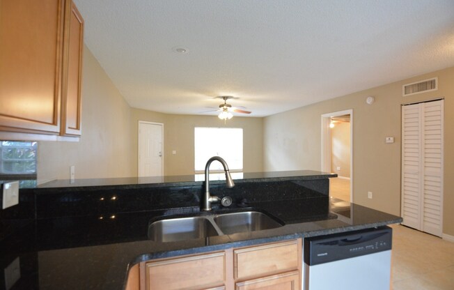 2 beds, 2 baths, $1,600, Unit # #E 109