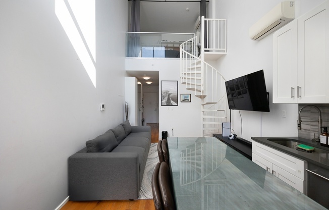 362 W 127 ST