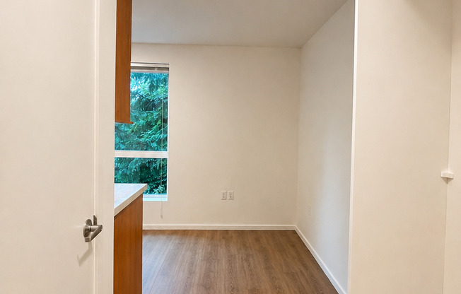 Studio, 1 bath, 175 sqft, $999, Unit 4408