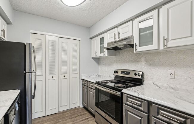 Buena Vista Apartments – Studio, 1 & 2 Bedrooms in a Prime Location