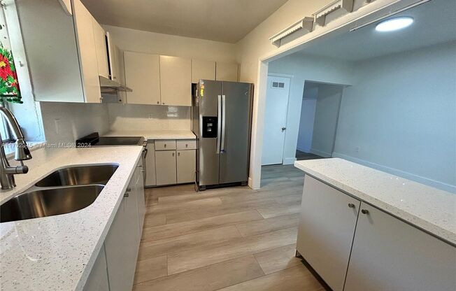 201 E 43rd St unit 0 (A11702945)