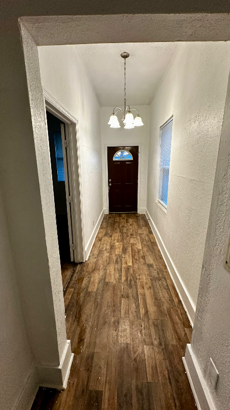 1267 W 4 ST
