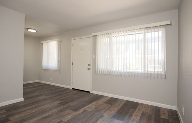 1 bed, 1 bath, 453 sqft, $2,095, Unit 008