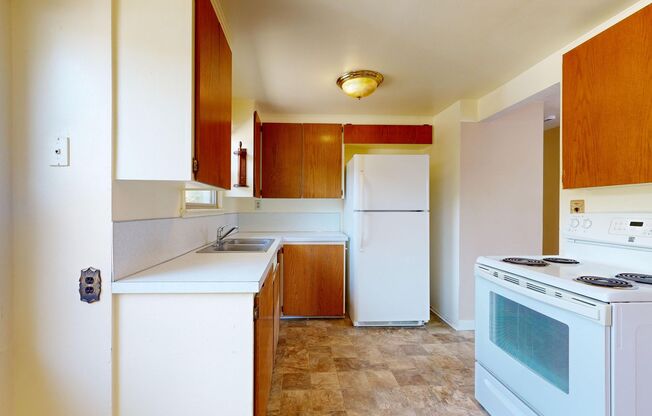 3 beds, 1 bath, $1,750