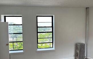 81-89 Wadsworth Terrace (75-89 Wadsworth Terrace Realty LLC)