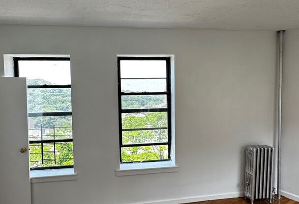 81-89 Wadsworth Terrace (75-89 Wadsworth Terrace Realty LLC)