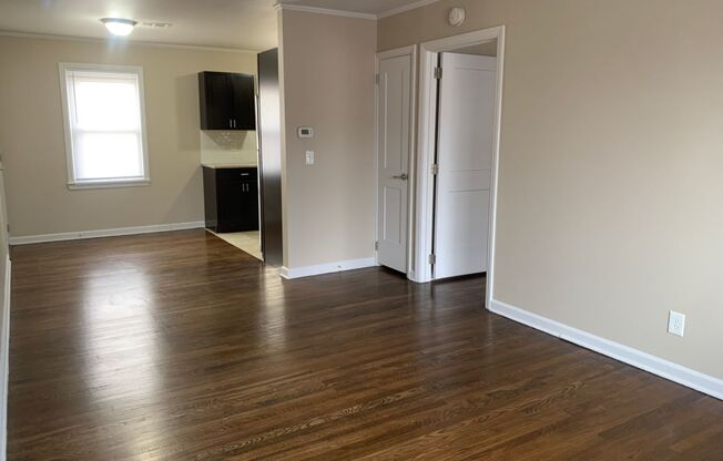 1 bed, 1 bath, $815, Unit 516 #3