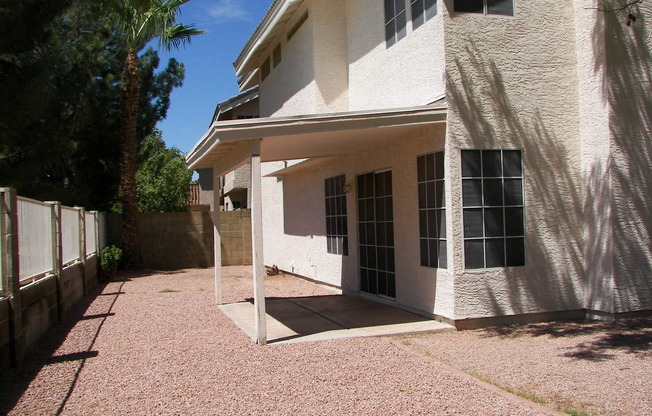 GREAT LOCATION WITH A COMMUNITY POOL
