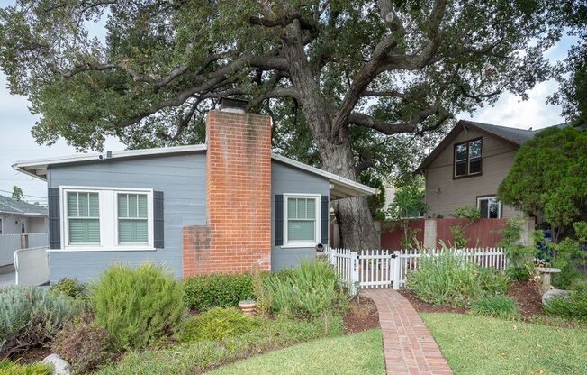 Peaceful Cottage Home w/ 3B2B