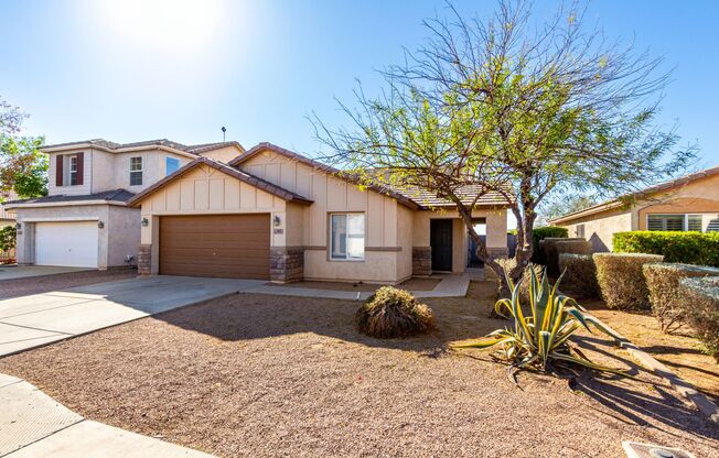 Move-In Ready 3-Bedroom Home in Buckeye – Great Location!