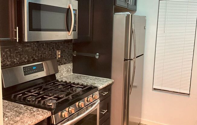 2 beds, 2 baths, $2,750