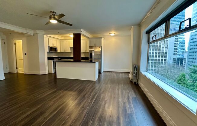 1 bed, 2 baths, 1,081 sqft, $2,795