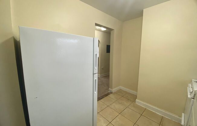 1 bed, 1 bath, $995, Unit 2632A