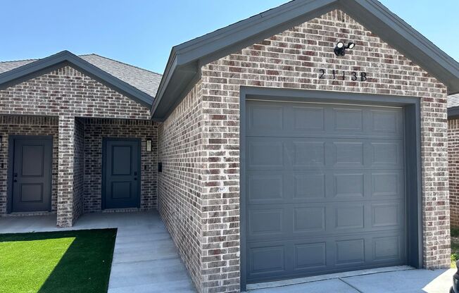 2113 20th - Pre-Leasing