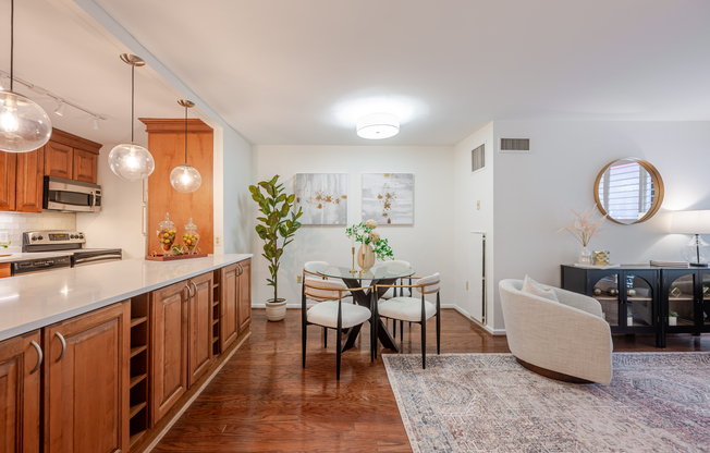 2555 PENNSYLVANIA AVE NW #709
