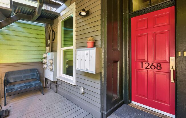 Sleek and modern 2 bed/2 bath in the heart of The Mission -- Walkers dream -- Must See!