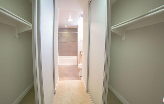 1 bed, 1 bath, 830 sqft, $2,650, Unit 401