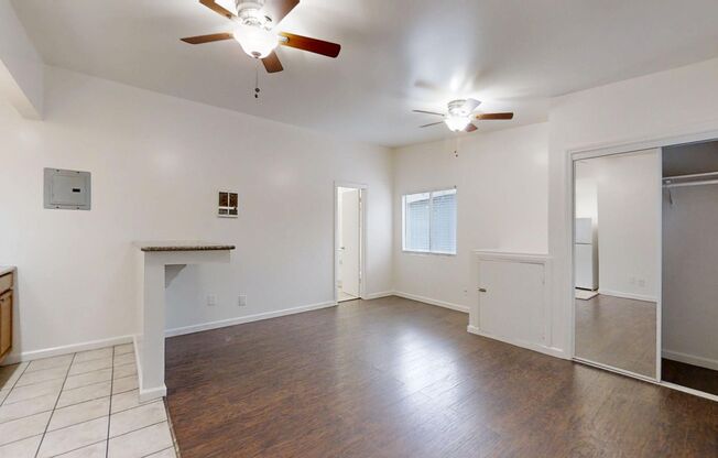 Sea Breeze Apartments