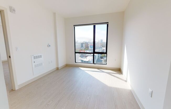 3 beds, 2 baths, 960 sqft, $4,370, Unit 363 6th St, Unit 905