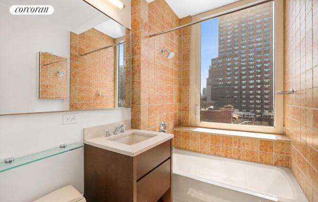 1 bed, 1 bath, 794 sqft, $5,900, Unit 7H