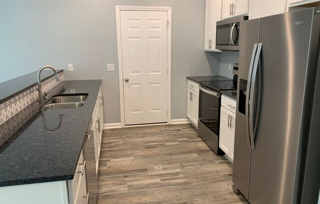 3 beds, 2 baths, $1,925