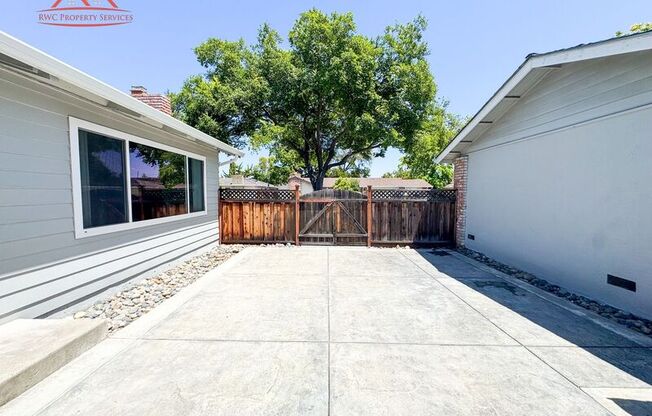 1535 ALBATROSS DR