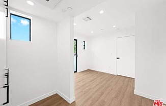 1417 CRESTVIEW CT