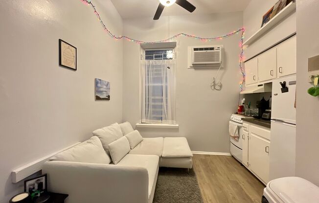 1009-11 Spruce
