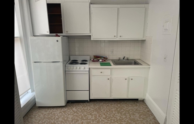 Studio, 1 bath, 500 sqft, $1,800, Unit 102