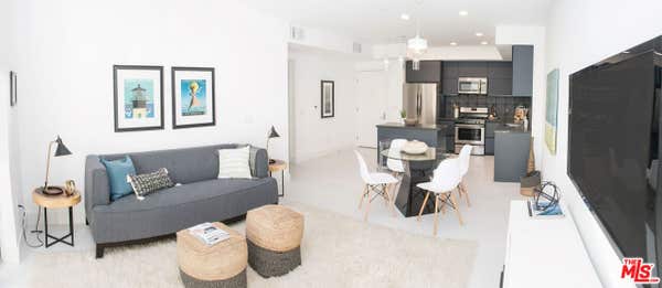 415 S Le Doux Rd # 503