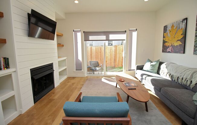 Modern Comfort & Style in Recently Constructed 2 Bed/2.5 Bath Townhome, Located in Vibrant John's Landing