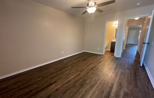 3 beds, 2 baths, 1,100 sqft, $1,395, Unit 8106