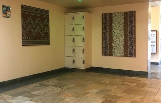 Studio, 1 bath, $1,550, Unit # #A 902