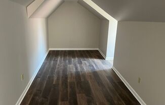 1 bed, 1 bath, 900 sqft, $850, Unit unit 8