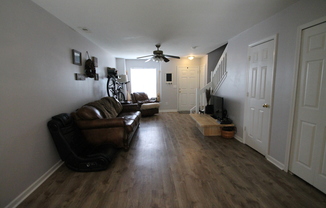 2 beds, 1.5 baths, $1,525