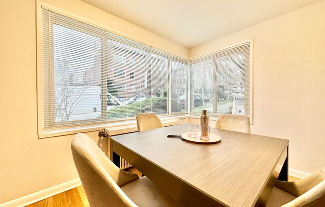 1 bed, 1 bath, 770 sqft, $2,095, Unit Hamrick 106