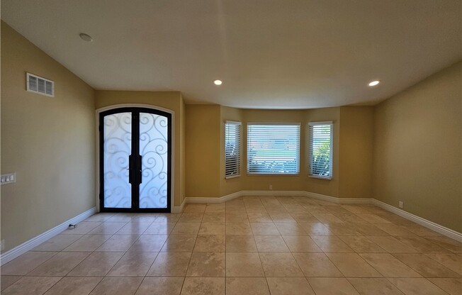 10146 JANETTA WAY
