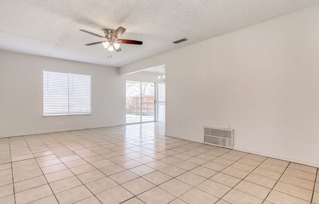 Bright and Functional 4-Bedroom Home with Open Layout