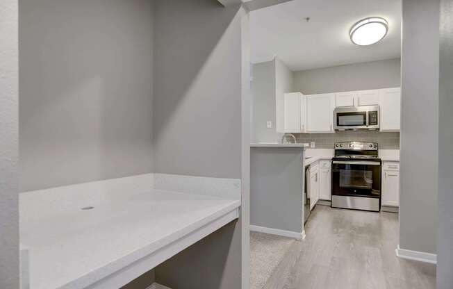 1 bed, 1 bath, 729 sqft, $1,218