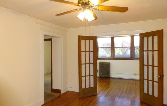 12  -  3518 Nicollet