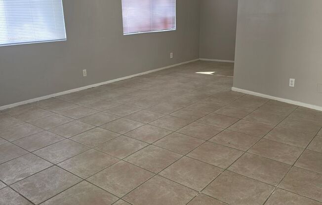 Beautiful 3bedroom/1 bath Home For Rent (HALF OFF 1ST MONTH RENT)