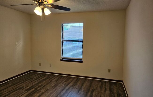 2 beds, 2 baths, $1,150