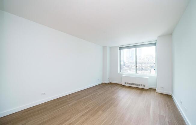 1 bed, 1 bath, $6,000, Unit PH10