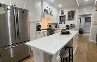 3 beds, 3 baths, 1,800 sqft, $5,750, Unit 1