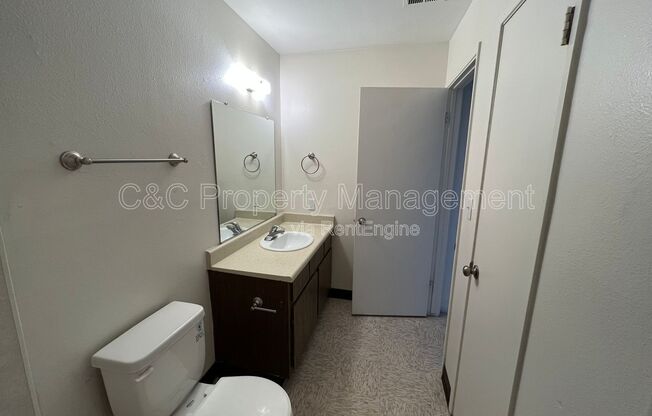 1 bed, 1 bath, 670 sqft, $1,050, Unit Apt 153