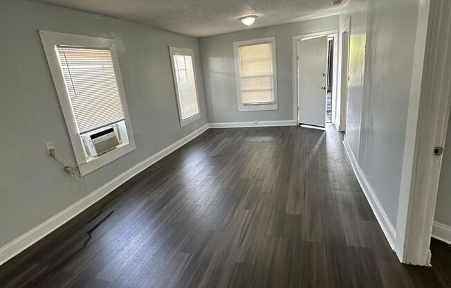 Fully Renovated 2/1 Available for Immediate Rent!
