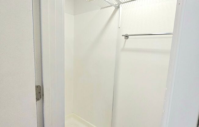 Studio, 1 bath, 122 sqft, $950