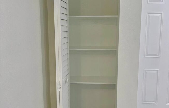 Studio, 1 bath, 500 sqft, $1,095, Unit Apt 50