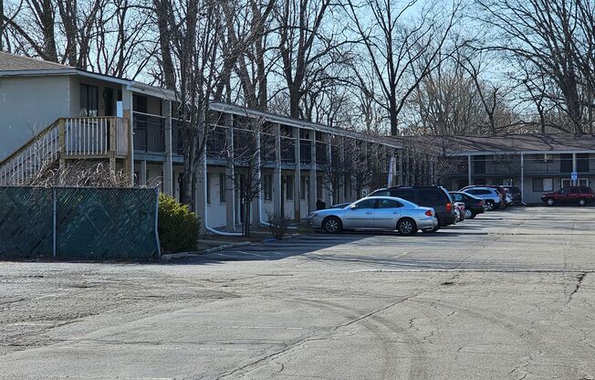 Remodeled One Bedrooms with $99 Deposit!!